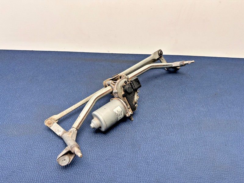 09-15 Jaguar XF XFR X250 Front Windshield Wiper Transmission Linkage W/Motor OEM