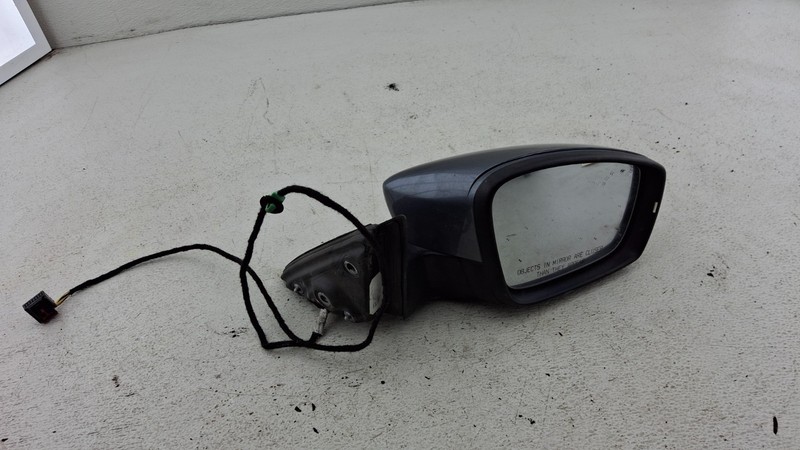 2013-2015 VW Volkswagen Passat Front Right Side Exterior Rear View Mirror OEM