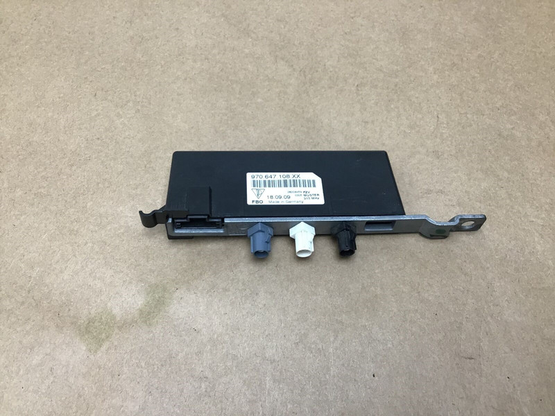 Porsche Panamera S 4S Radio Antenna Amplifier AMP Module Unit 10-16 :O