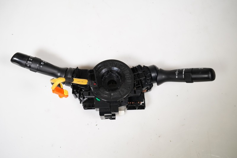 2010-2014 Subaru Legacy SteeringClockspring 83111AJ910OEM & Signal