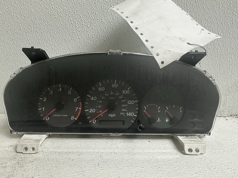 2000 Mazda 626 2.0L Cluster Speedometer tach gauges instrument panel oem