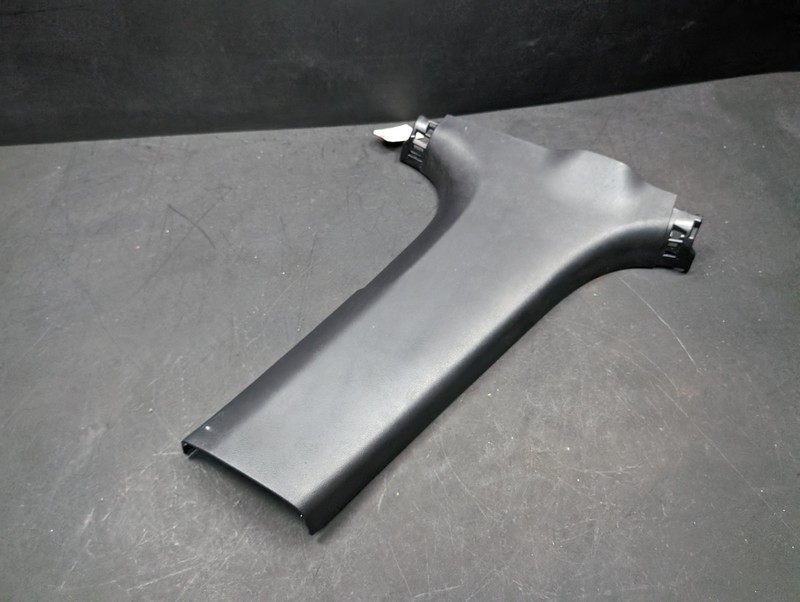 Center Right B-Pillar Lower Trim Panel 2019 Infiniti QX50 76915-5NA0A 2020 -2024