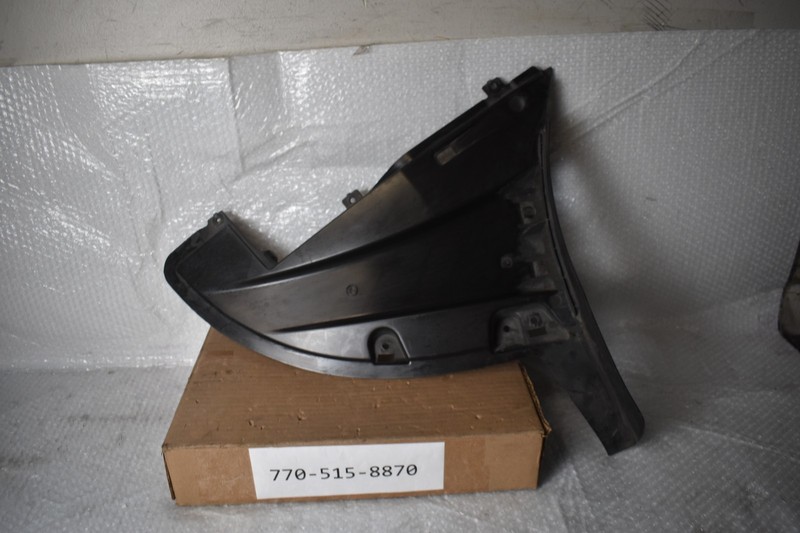 PORSCHE MACAN RIGHT SIDE COVER 2022 OEM 95B.825.320.C