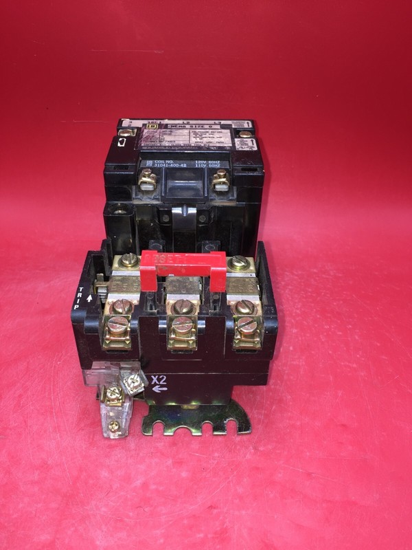 SQUARE D 3 PHASE STARTER/BREAKER NEMA SIZE 0 8536SB02WD-12357