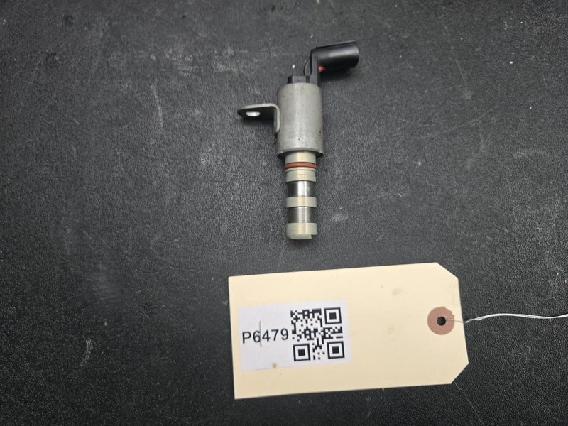 Engine Oil Pressure Control Valve 2021 Toyota RAV4 15250-F0020 2019 2020 - 2025