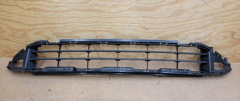 2021 2022 2023 2024 Nissan Rogue Front Bumper Lower Grille 62254-6RR0A OEM *