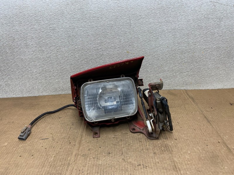 1989 to 1994 Nissan 240SX Right Passenger Headlight W Motor OEM AA6623