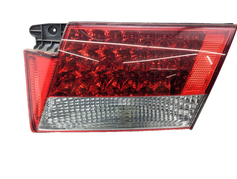 06-09 HYUNDAI AZERA PASSENGER RIGHT LED TRUNK MOUNTED TAILLIGHT TAIL LIGHT LAMP