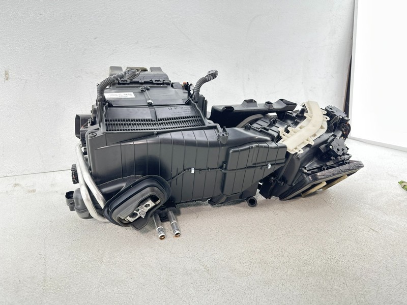 17-24 AUDI A4 S4 Q7 AC A/C HVAC HEATER CORE BLOWER MOTOR HOUSING BOX ASSY OEM