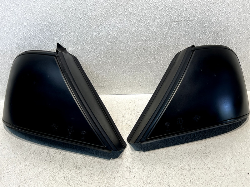 98-03 JAGUAR XJ8 LEFT AND RIGHT TAIL LIGHTS OEM (PAIR) *BLACKED OUT*