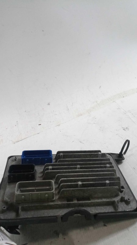 2019 Cadillac XT4 Engine Control Module ECM OEM 12689093 Used 112K Miles