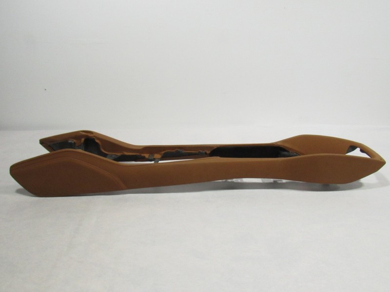 15-19 Ferrari 488 Spider 2017 Front Center Console Tunnel Frame Cover Trim ;@3