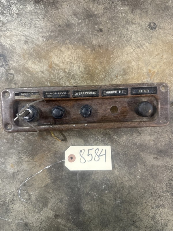 Freightliner Dash Panel Assembly with Ignition and Switches 22-25265-009
