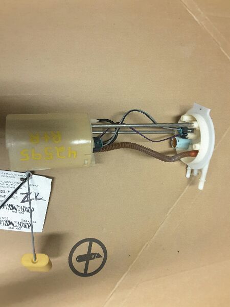02 03 SATURN VUE FUEL PUMP PUMP ASSEMBLY PRIMARY TANK MTD 113859