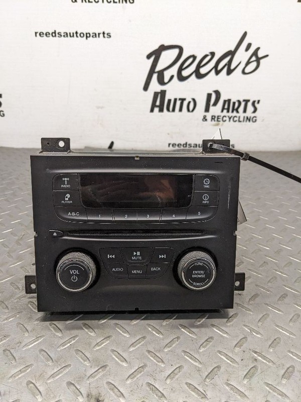 Audio Equipment Radio Receiver AM-FM-MP3 Opt Rae Fits 15-16 DART 1172343