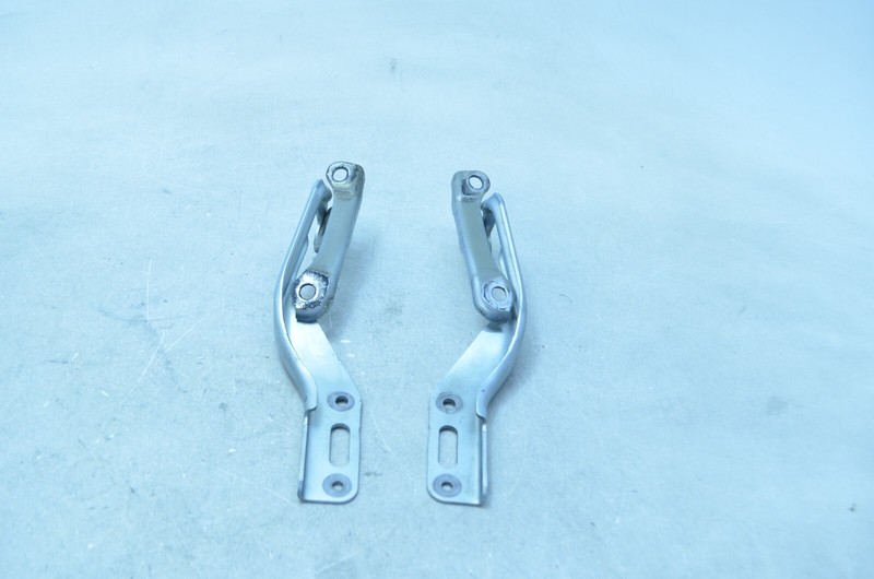 06-11 HONDA CIVIC SEDAN FRONT RIGHT / LEFT HOOD HINGE SET SILVER OEM
