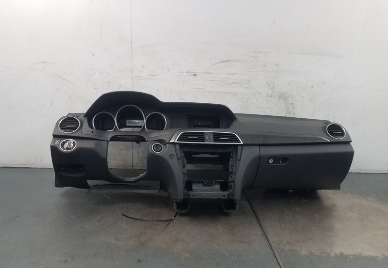 2012 Mercedes Benz AMG C 63 Dash Panel / Carbon Trim #0967 G4