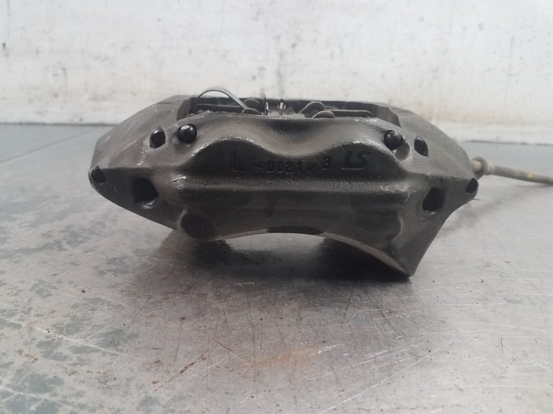 2001 Toyota Tacoma XtraCab 4x4 V6 Left Front Brake Caliper #9140 S1