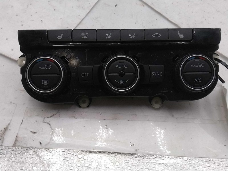2017 Volkswagen Passat A/C Selector Switch OEM Grey 82K Miles NJ25-25095-634406