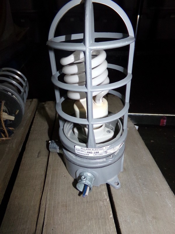 Killark VAG-100 Industrial Light Fixture Cover *FREE SHIPPING*
