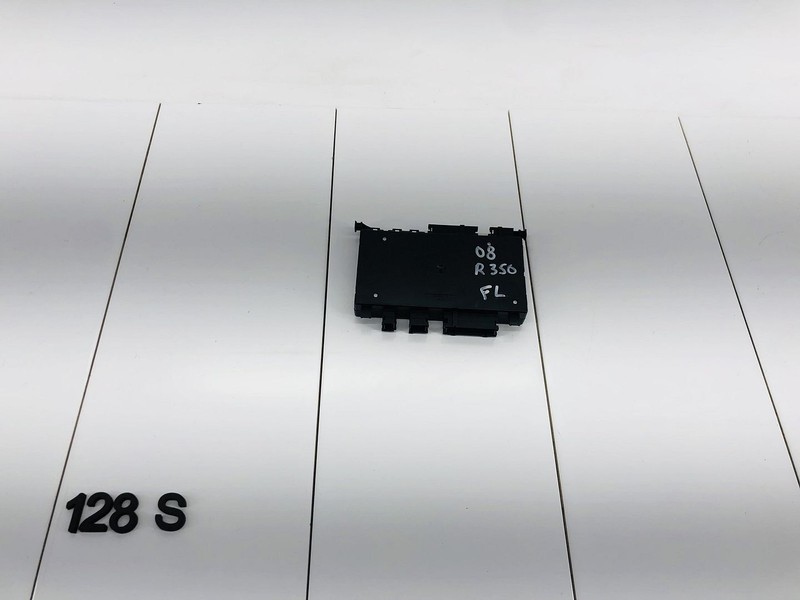 08-09 MERCEDES BENZ R350 FRONT LEFT DRIVER SIDE SEAT MEMORY CONTROL MODULE OEM