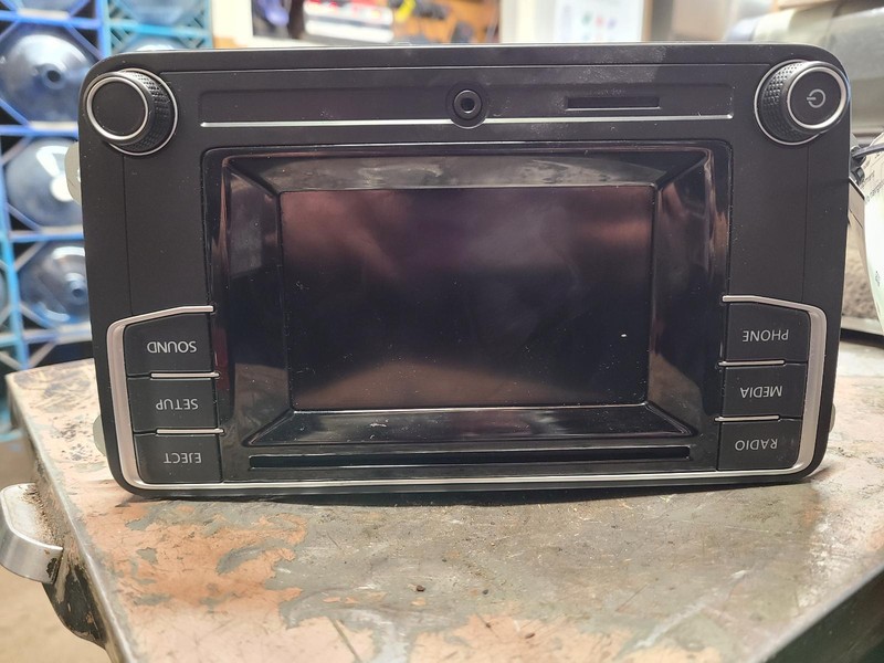 2017 VOLKSWAGEN JETTA radio receiver 561035150A OEM 17