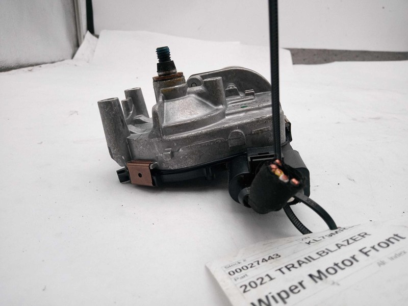 2021 Chevrolet Trailblazer Windshield Wiper Motor OEM 42709501 79K Miles