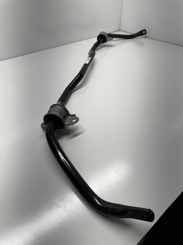 20-22 Tesla Model Y OEM Rear Stabilizer Sway Bar 1288485-00-A 1498 S11