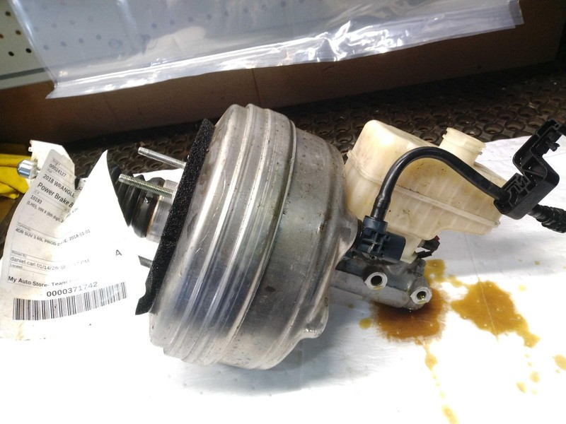 Used Power Brake Booster fits: 2018 Jeep Wrangler LHD VIN X 6th digit JL body 4