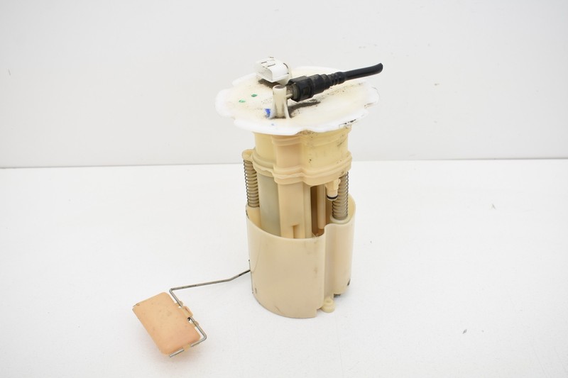 2006 NISSAN 350Z Z33 FUEL PUMP ASSEMBLY OEM KW44