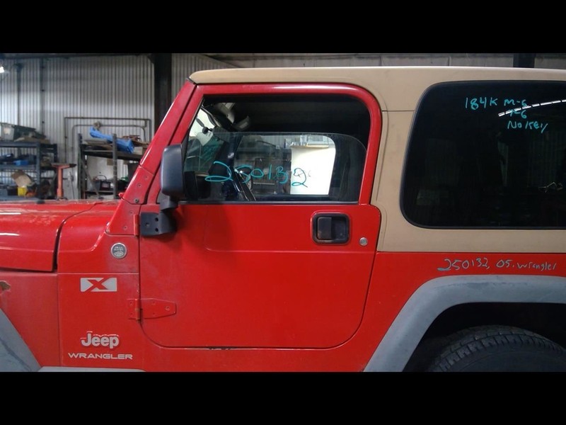 Driver Left Front Door Full Door Fits 97-06 WRANGLER 1569353