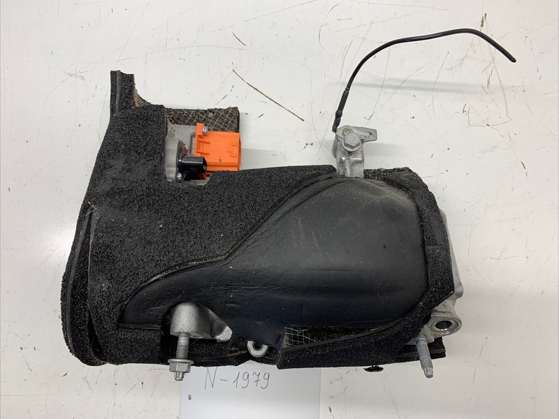 20-22 TESLA MODEL Y AC COMPRESSOR PUMP OEM 1501256-01-MN-1979 S2