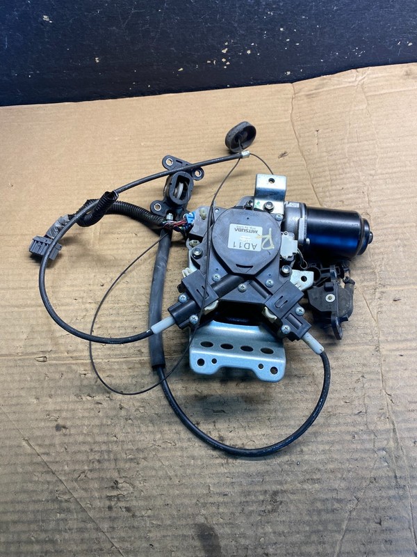 2005 - 2010 Honda Odyssey Rear Right Sliding Door Lock Actuator Motor AA7233 DG