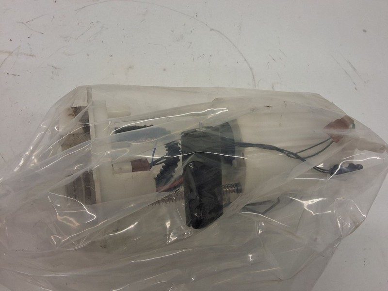 2011-2017 Nissan JUKE Fuel Pump Assembly AWD