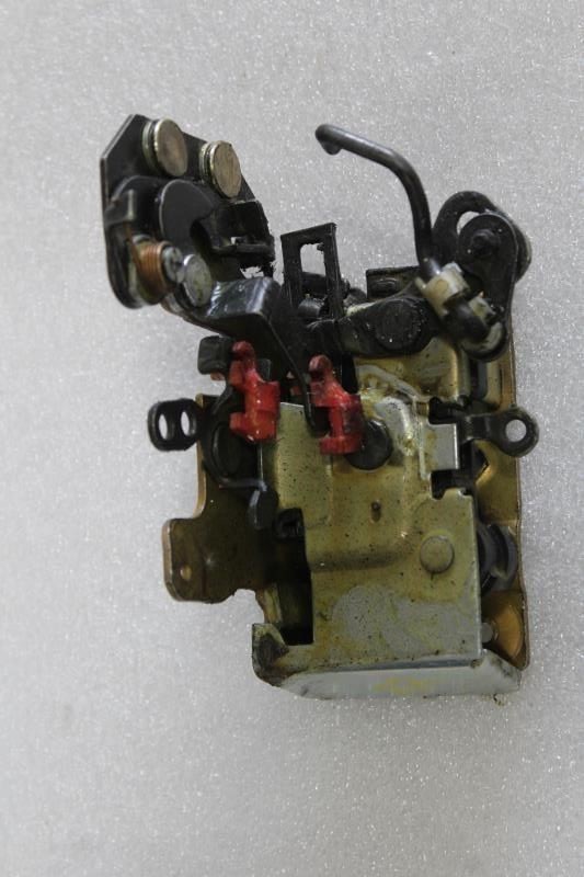 1991 1992 1993 1994 1995 PLYMOUTH ACCLAIM RIGHT REAR DOOR LOCK ACTUATOR MANUAL