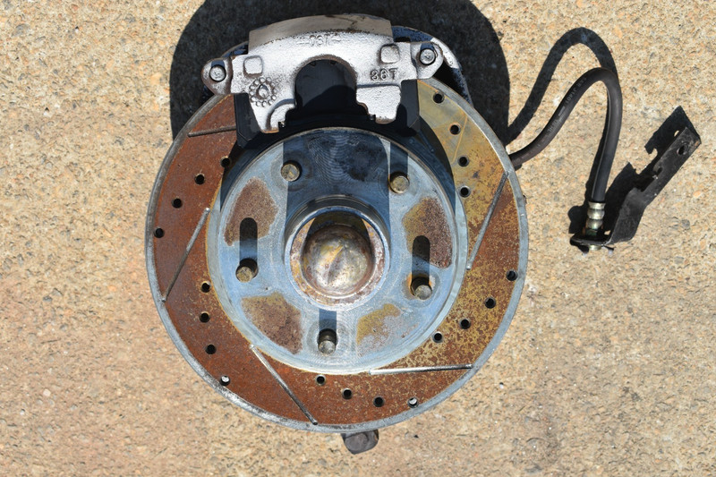 1982-92 CAMARO/FIREBIRD SPINDLE Knuckle W/ BRAKE CALIPER RH PASSENGER Driver