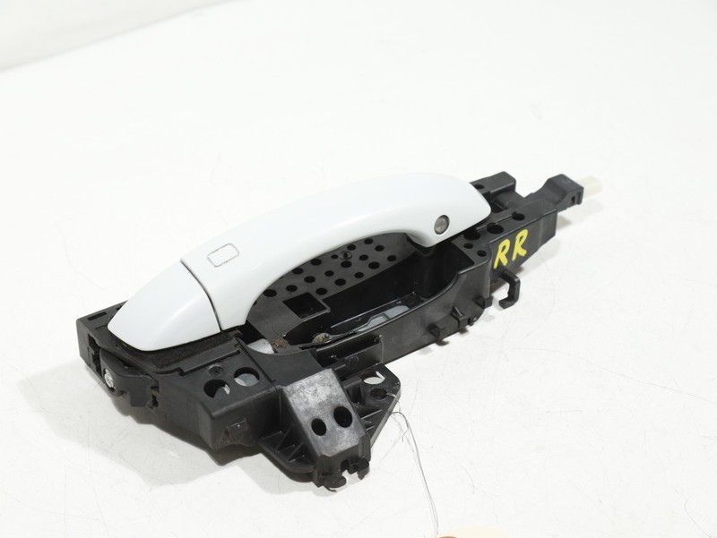 2017 - 2025 AUDI Q7 REAR RIGHT PASSENGER SIDE DOOR OUTSIDE HANDLE WHITE LS9R OEM