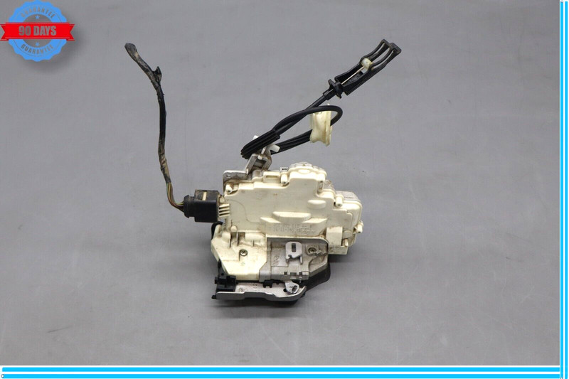 11-17 Volkswagen VW Touareg Rear Left Driver Side Door Lock Latch Actuator Oem
