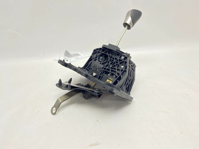 14-17 LEXUS IS250 IS350 AUTOMATIC TRANSMISSION GEAR SHIFTER SHIFT SELECTOR OEM