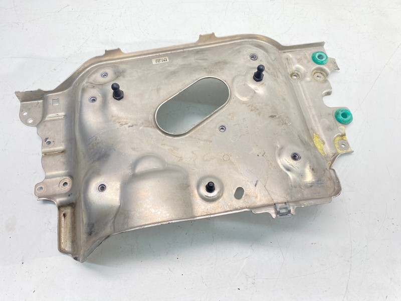 BMW G12 G16 G30 G32 G05 G06 N63 Upper Engine Turbocharger Heat Shield Cover OEM✅