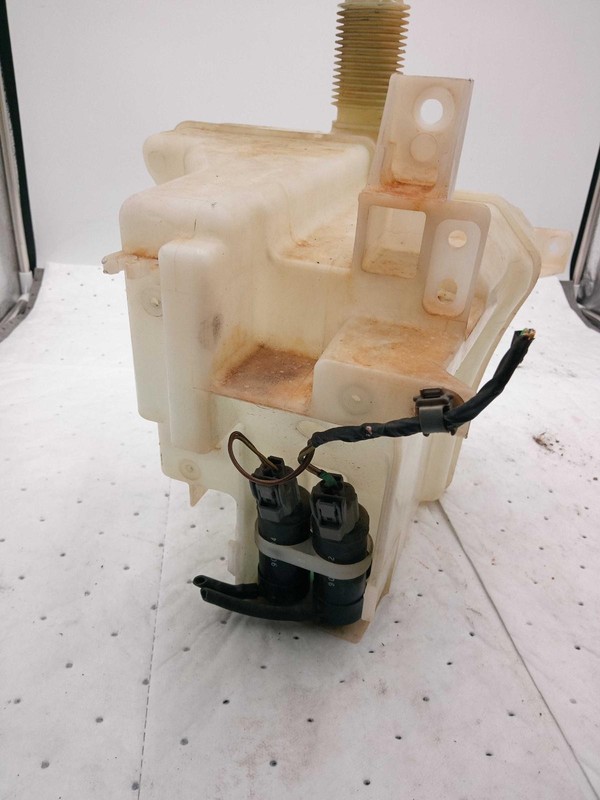 2010 Subaru Forester Washer Fluid Reservoir OEM Green 2.5L 160K Miles