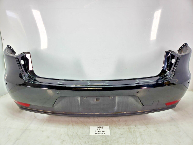 ✅ 15-18 OEM Porsche Macan S 95B Rear Bumper Cover Panel Black Assembly