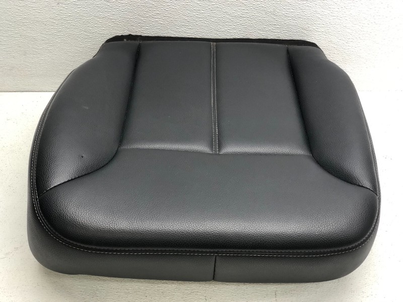 2007-2012 MERCEDES GL450 FRONT RIGHT PASSENG LOWER SEAT CUSHION BLACK OEM LOT635