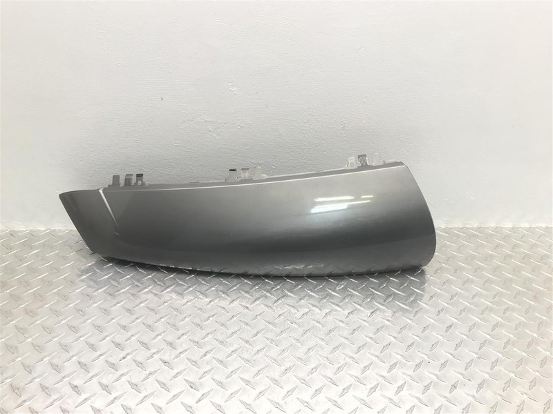 2009 CHEVROLET TAHOE PASSENGER UPPER QUARTER MOULDING OEM 15791314