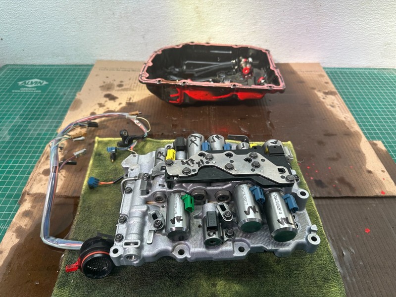 2017 BMW X1 sDrive GA8F22AW AUTOMATIC TRANSMISSION CONDUCTOR PLATE VALVE BODY