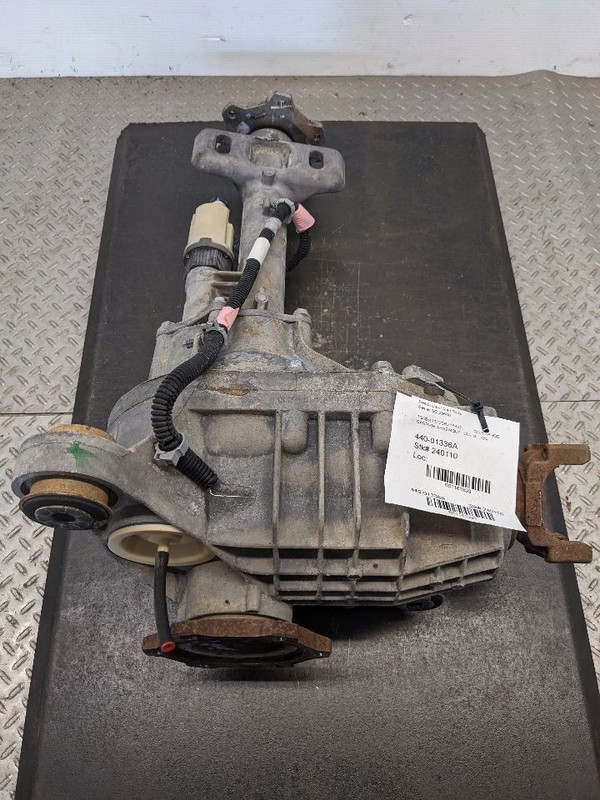 Carrier Front Axle Classic Style Opt GT4 Fits 99-07 SIERRA 1500 PICKUP 1161593