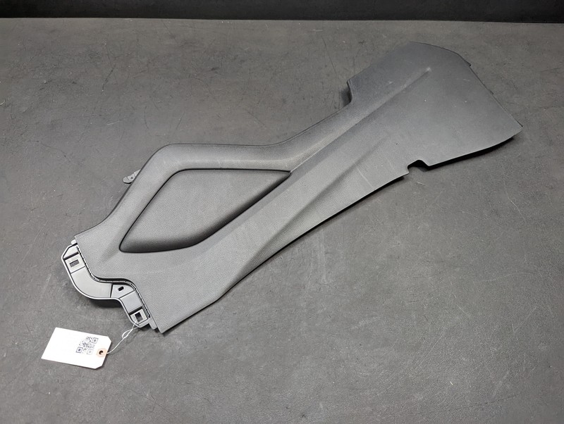 Center Console Left Trim Panel 2019 Hyundai Tucson 84611-D3000 2015-2018 2020