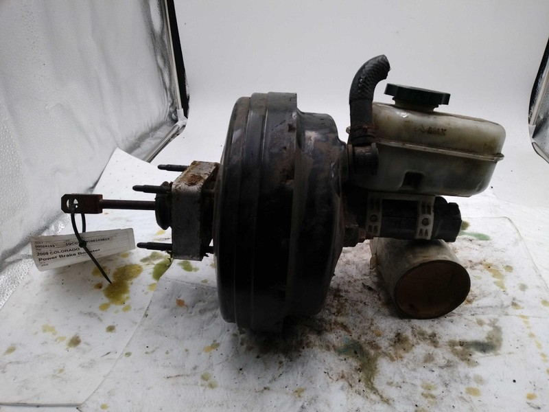 2009 Chevrolet Colorado Power Brake Booster OEM 20815348 163K Miles