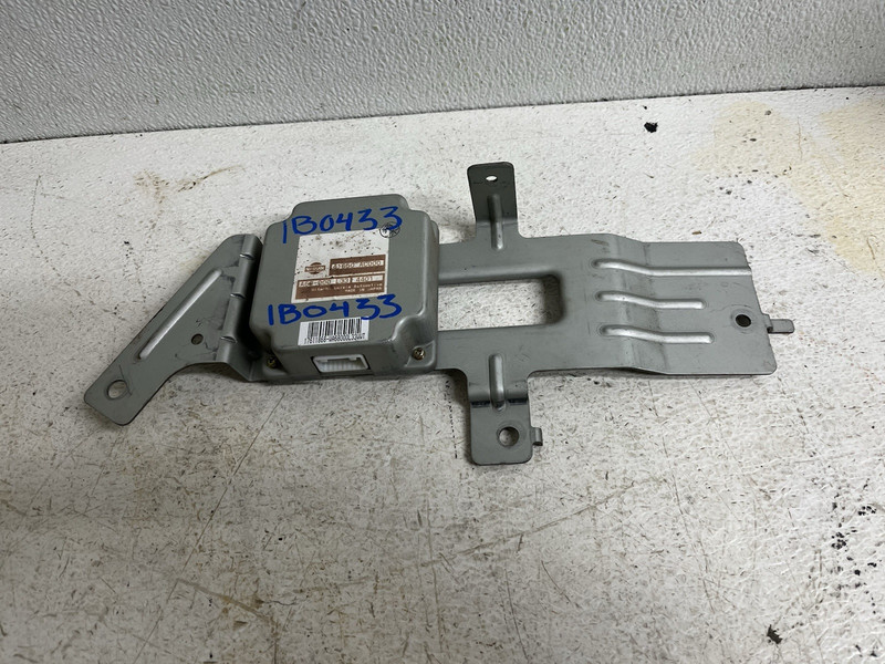 2004 Infiniti G35 AWD 41650-AC000 Transfer Case Module Computer