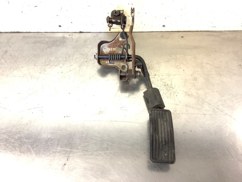 89-91 Prelude Si MT 5sp Accelerator Pedal Bracket Assembly Used OEM